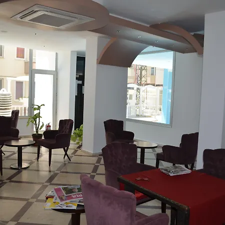 Grand Milano מלון Ayvalı