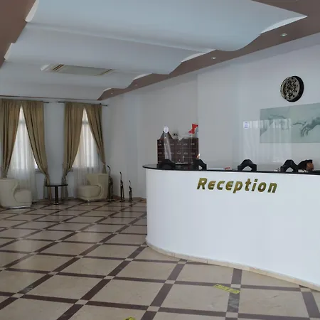 Grand Milano 3* Ayvalı