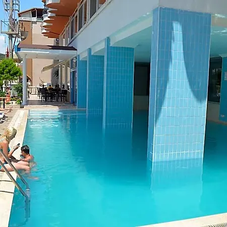Grand Milano Hotel 3*