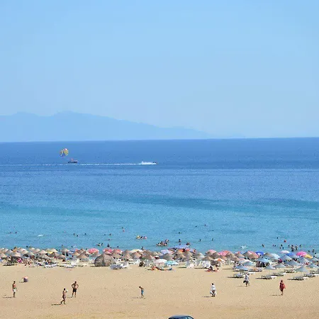 מלון Grand Milano Ayvalı