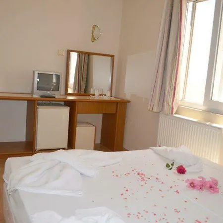 Grand Milano Hotell 3*